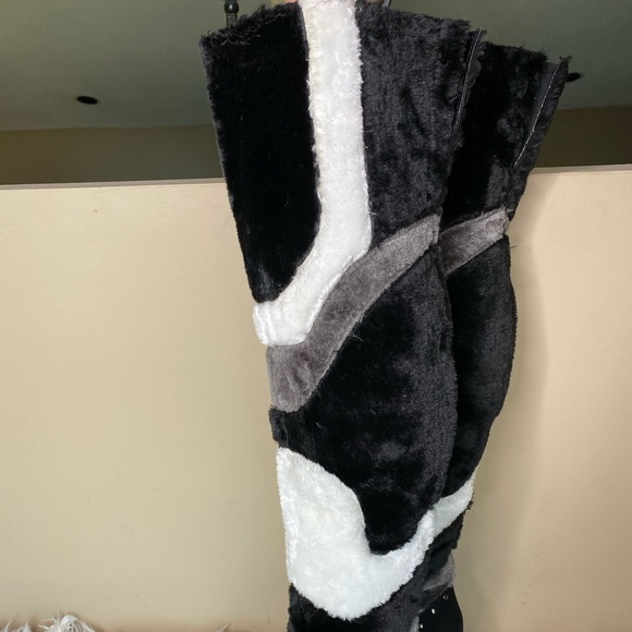 Unique Fur Winter Over the Knee Boots - Picture 8 of 16